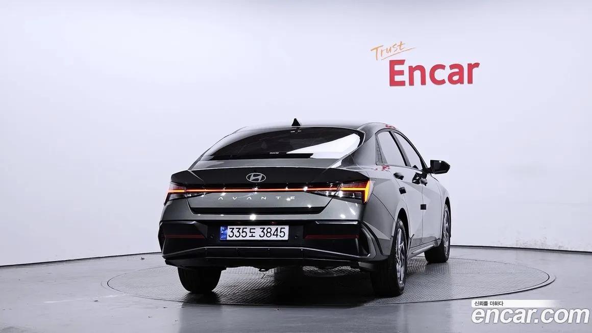 Hyundai AVANTE — фото 4