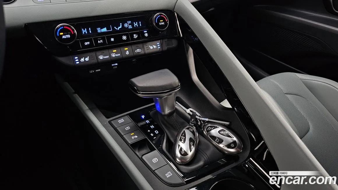 Hyundai AVANTE — фото 9