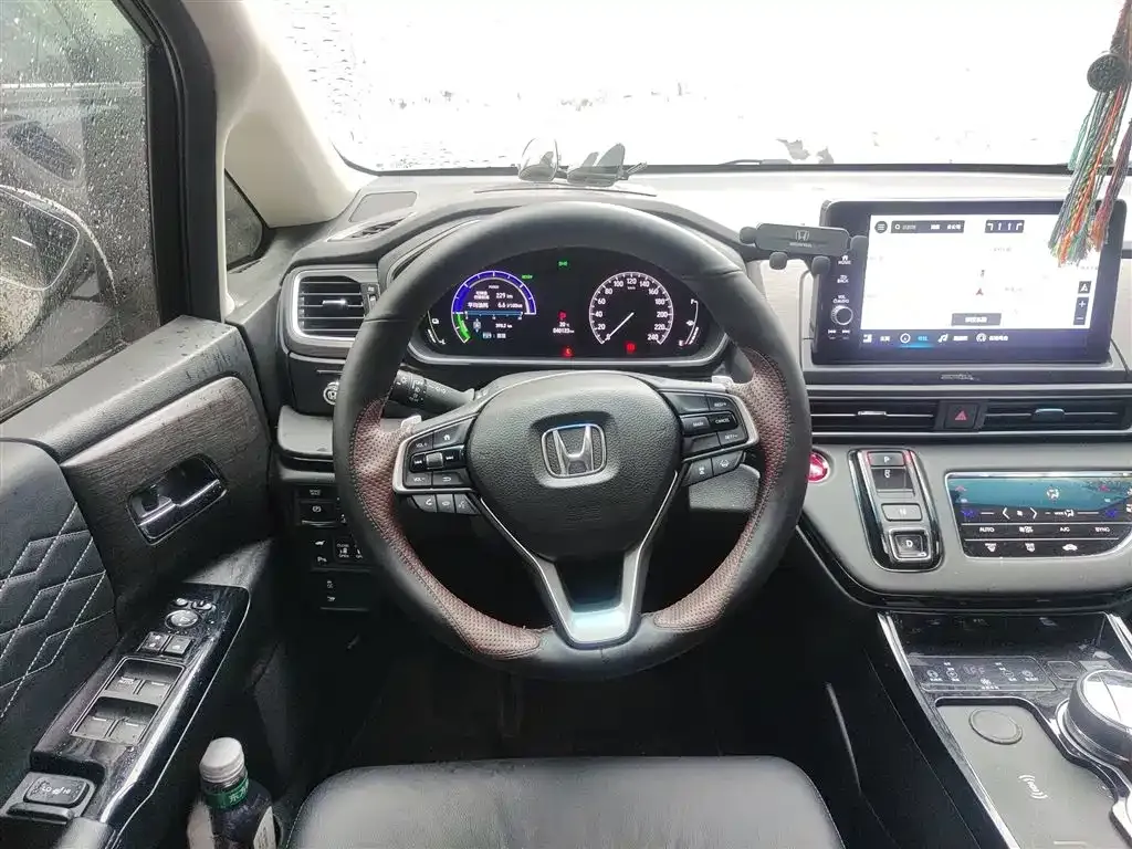 Honda Elysion 2023 из CN, фото 3