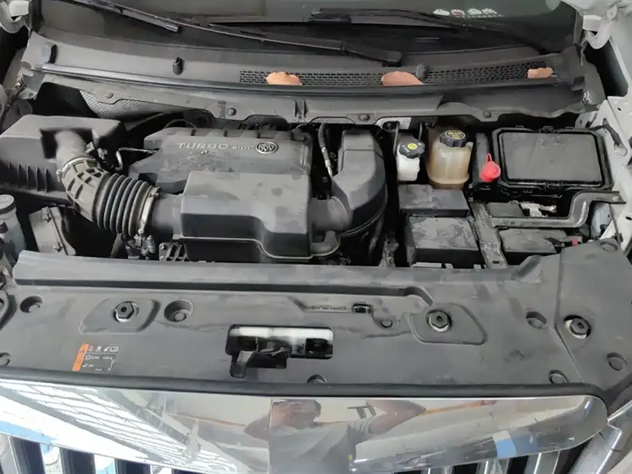 Buick GL8 2021 из CN, фото 10