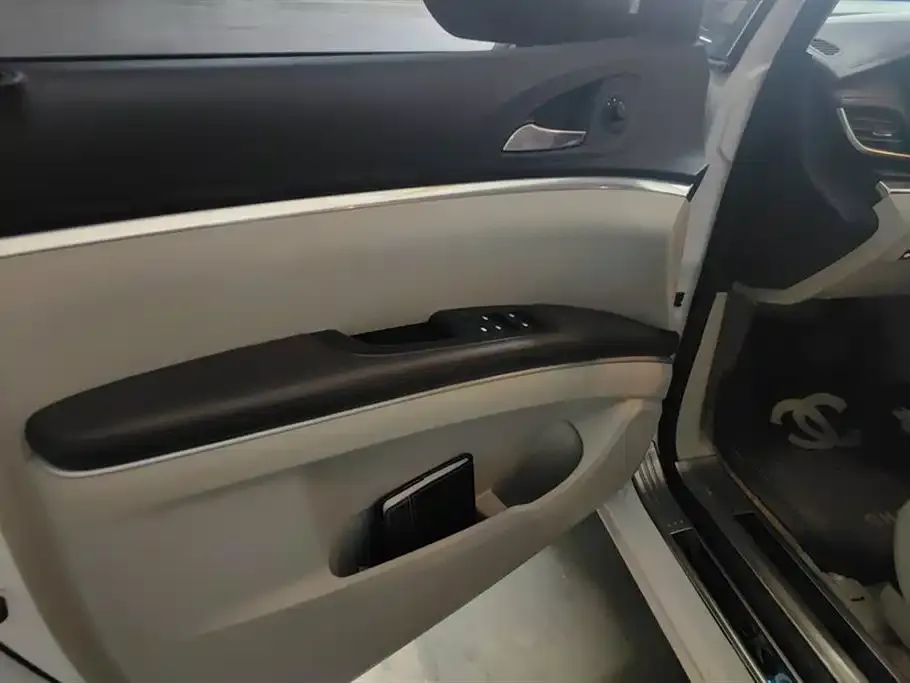 Buick GL8 2021 из CN, фото 7