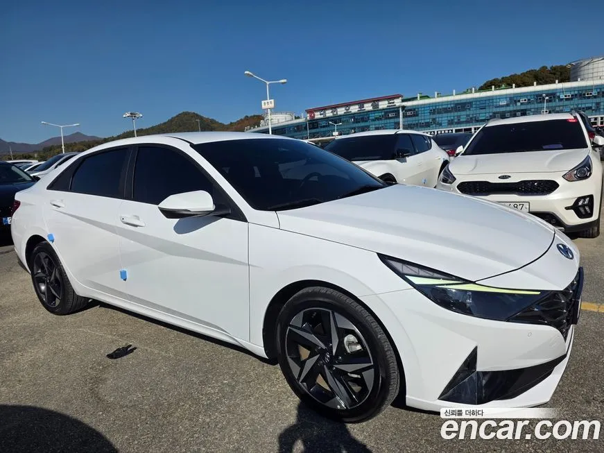 Hyundai AVANTE — фото 2