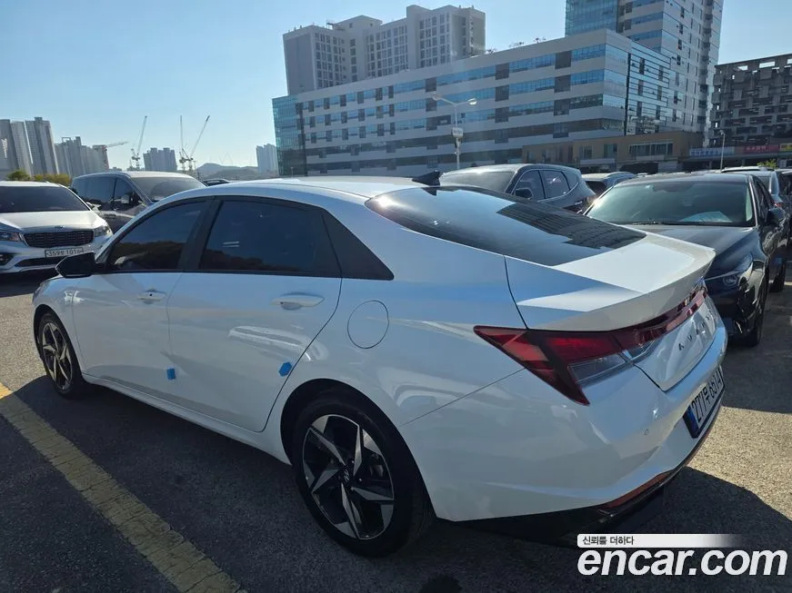 Hyundai AVANTE — фото 5