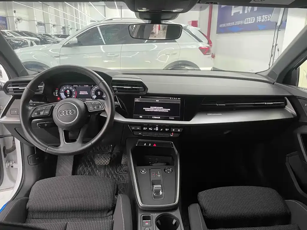 Audi A3 2022 из CN, фото 10