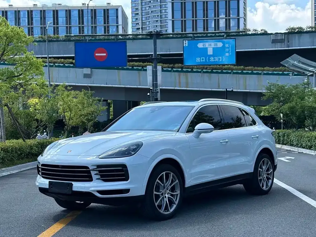Porsche Cayenne 2023 из CN, фото 1