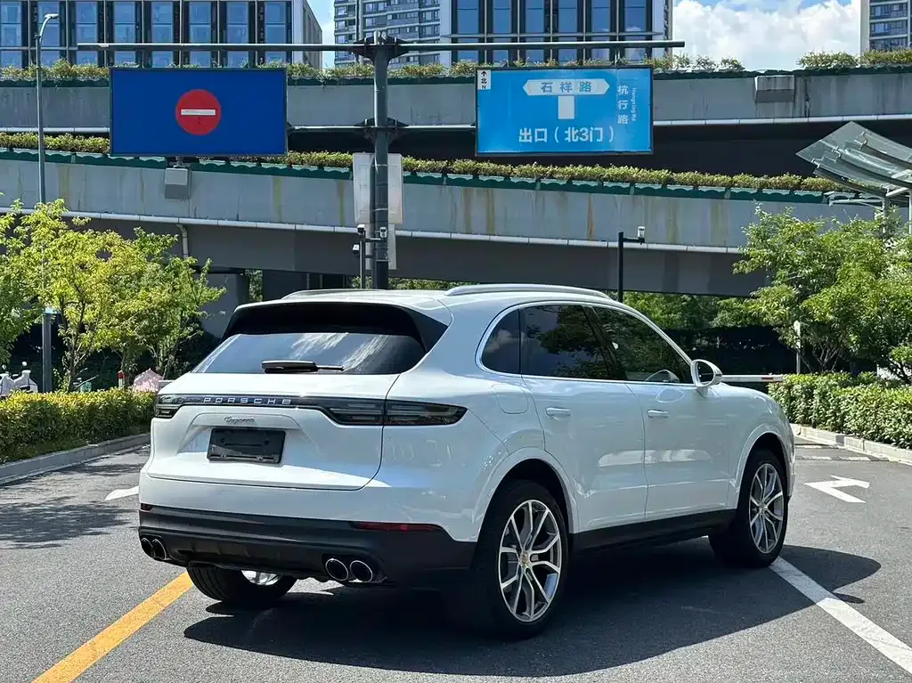 Porsche Cayenne 2023 из CN, фото 7