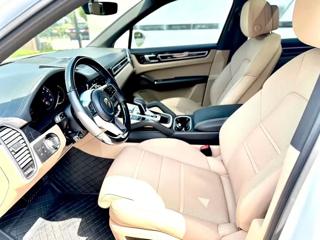 Porsche Cayenne 2023 из CN, фото 8