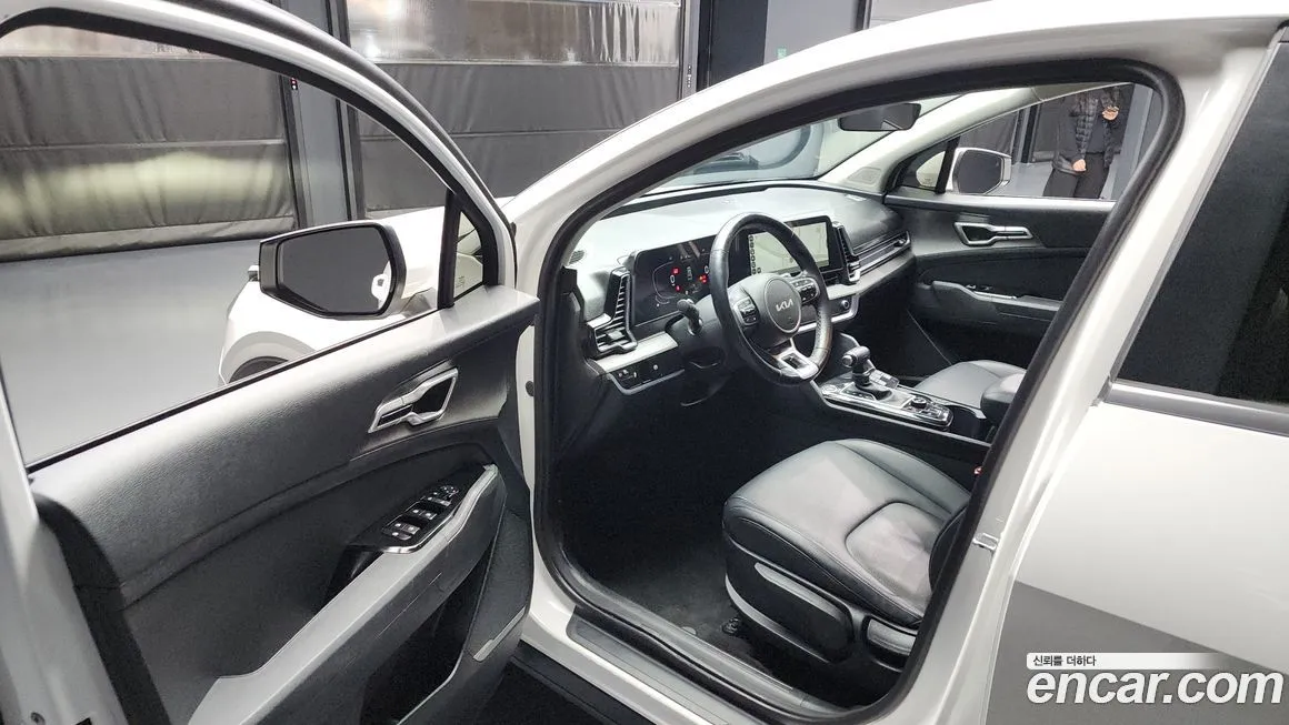 Kia Sportage — фото 10