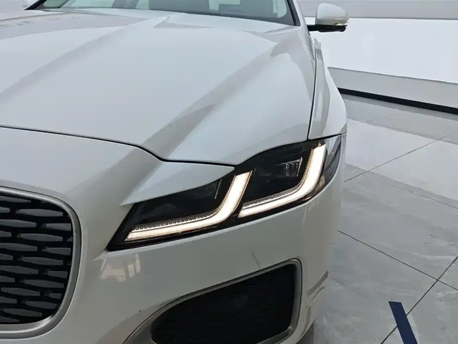 Jaguar XFL 2025 из CN, фото 5