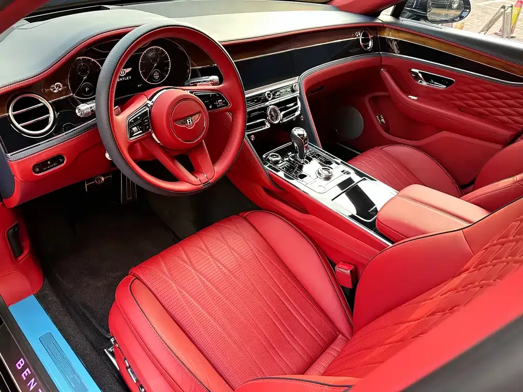 Bentley Flying Spur 2021 из CN, фото 5
