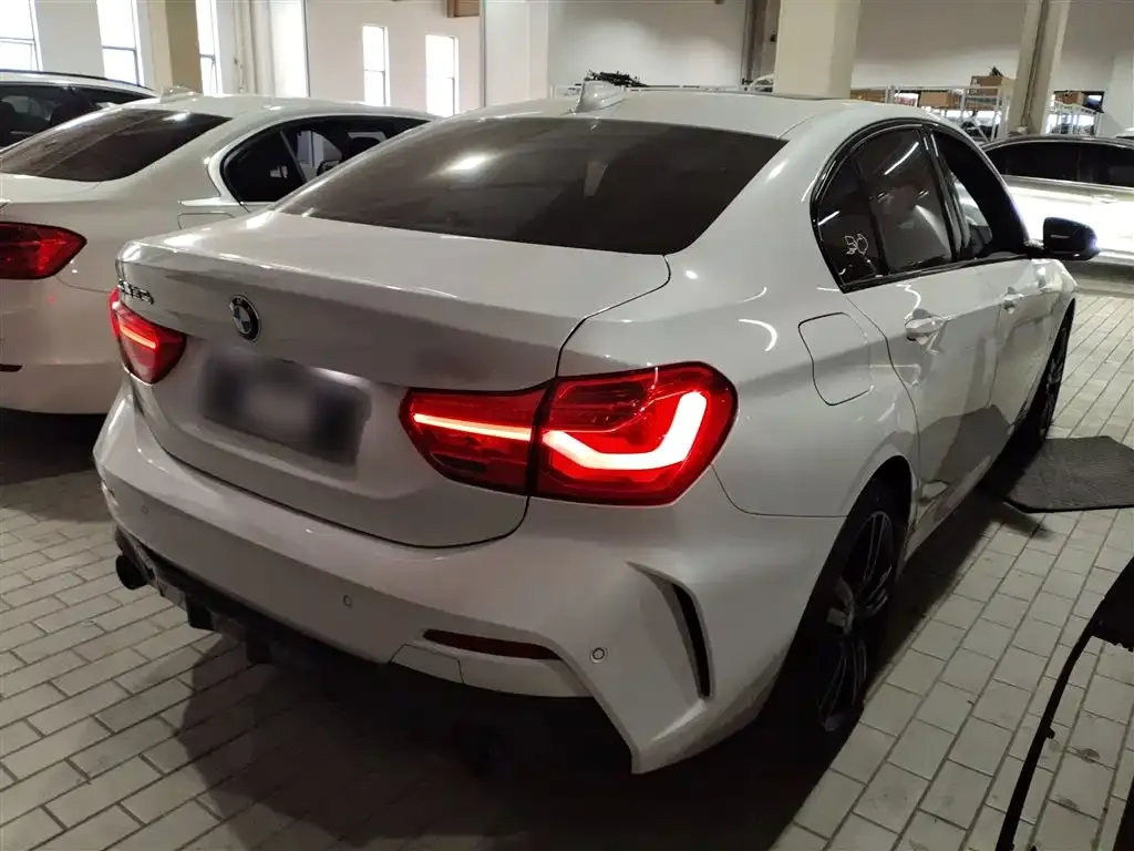 BMW 1 Series 2021 из CN, фото 7