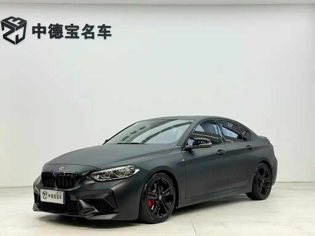 BMW 1 Series 2022 из CN, фото 1