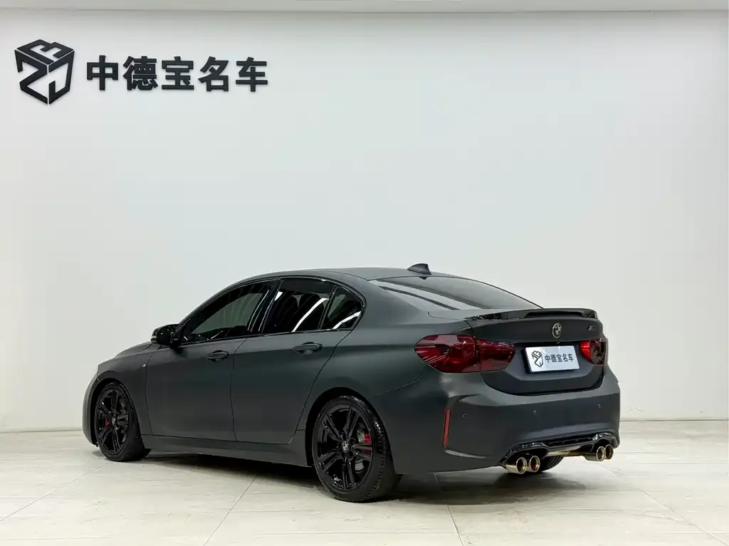 BMW 1 Series 2022 из CN, фото 4
