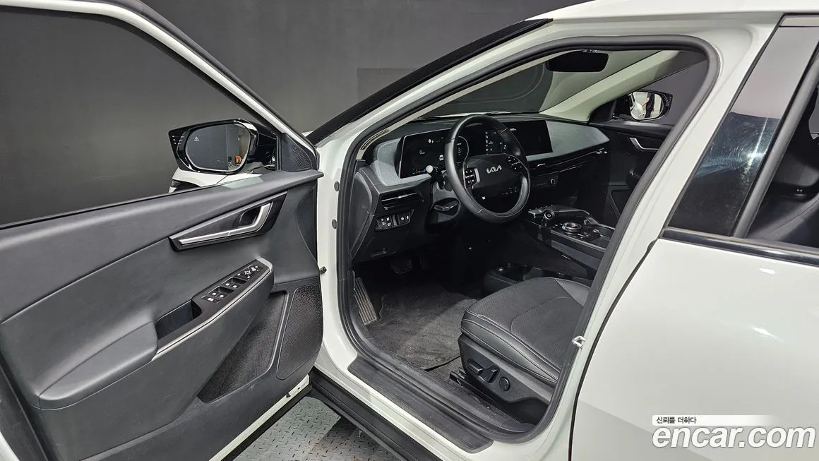 Kia EV6 2022 из KR, фото 10