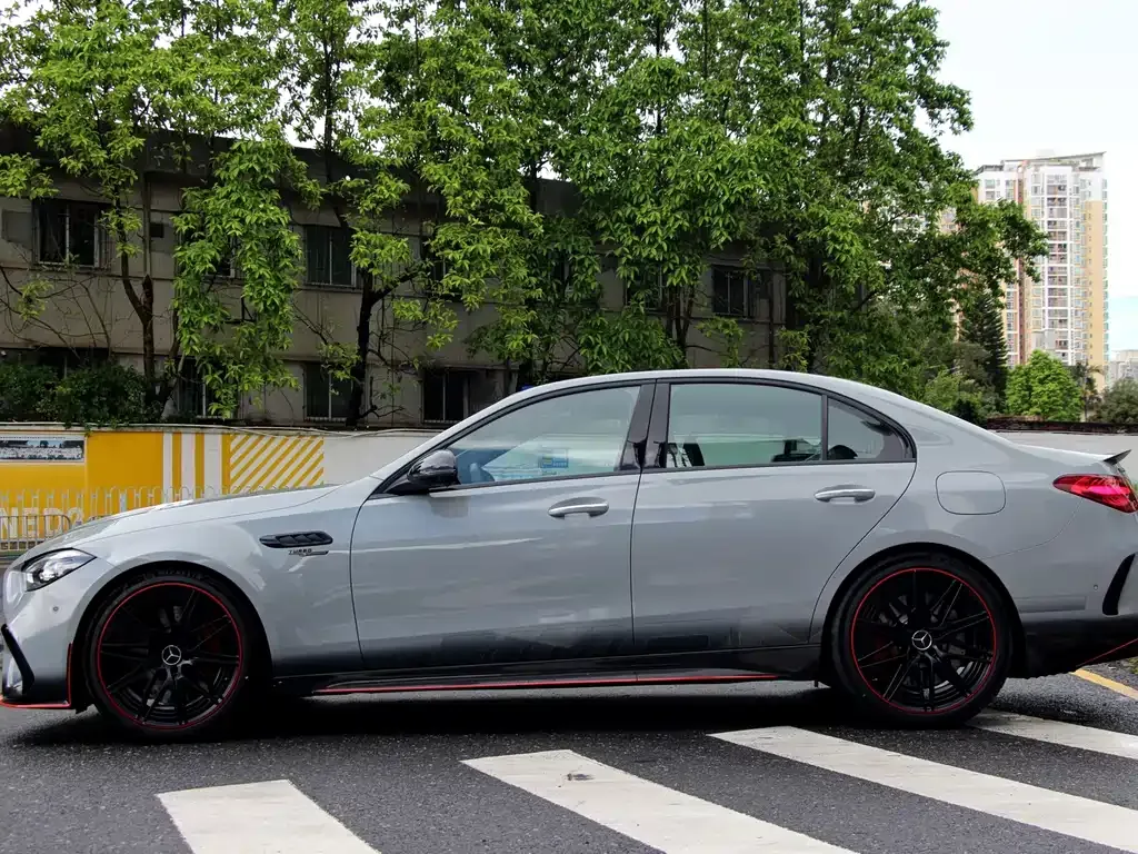 Mercedes-Benz C-Class AMG New Energy 2024 из CN, фото 1