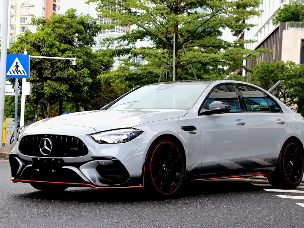 Mercedes-Benz C-Class AMG New Energy 2024 из CN, фото 2