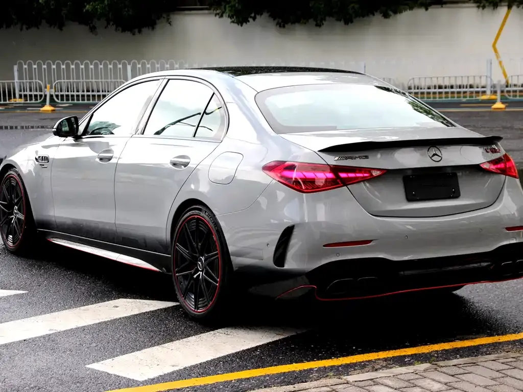 Mercedes-Benz C-Class AMG New Energy 2024 из CN, фото 3