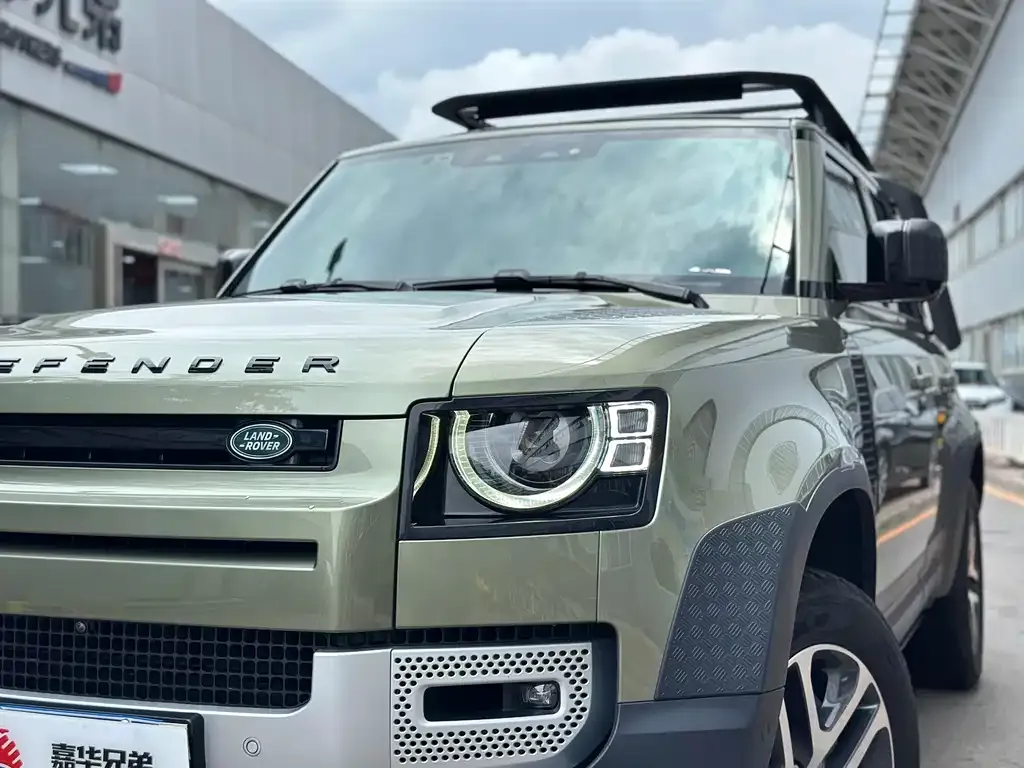 Land Rover Defender 2023 из CN, фото 2