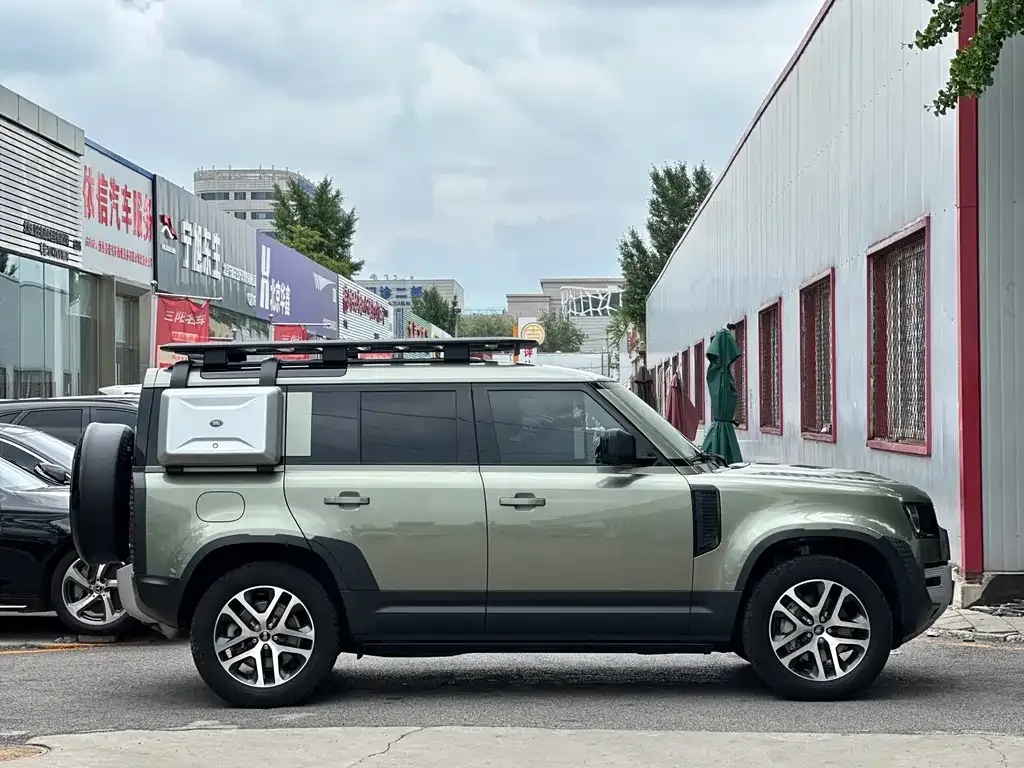 Land Rover Defender 2023 из CN, фото 7