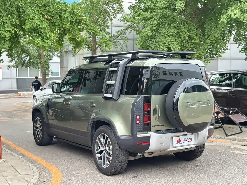 Land Rover Defender 2023 из CN, фото 9
