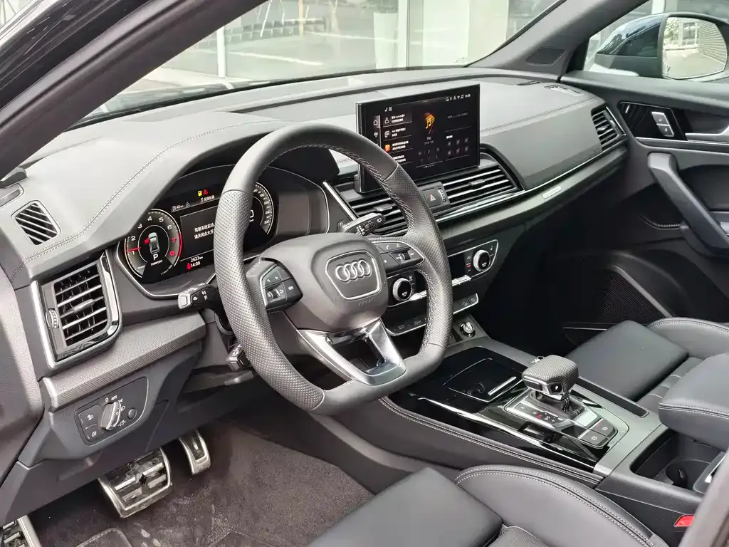 Audi Q5L 2025 из CN, фото 8