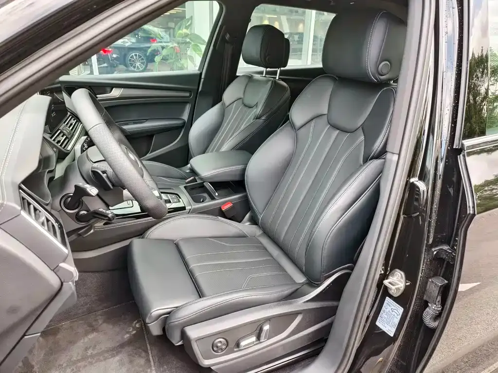 Audi Q5L 2025 из CN, фото 9