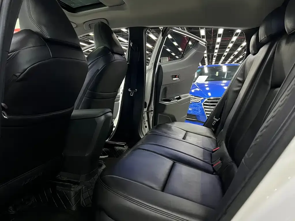 Toyota IZOA 2022 из CN, фото 8