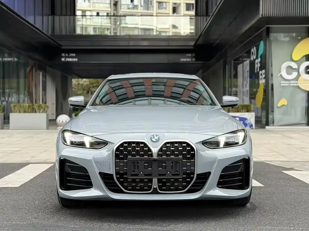 BMW 4 Series 2025 из CN, фото 2