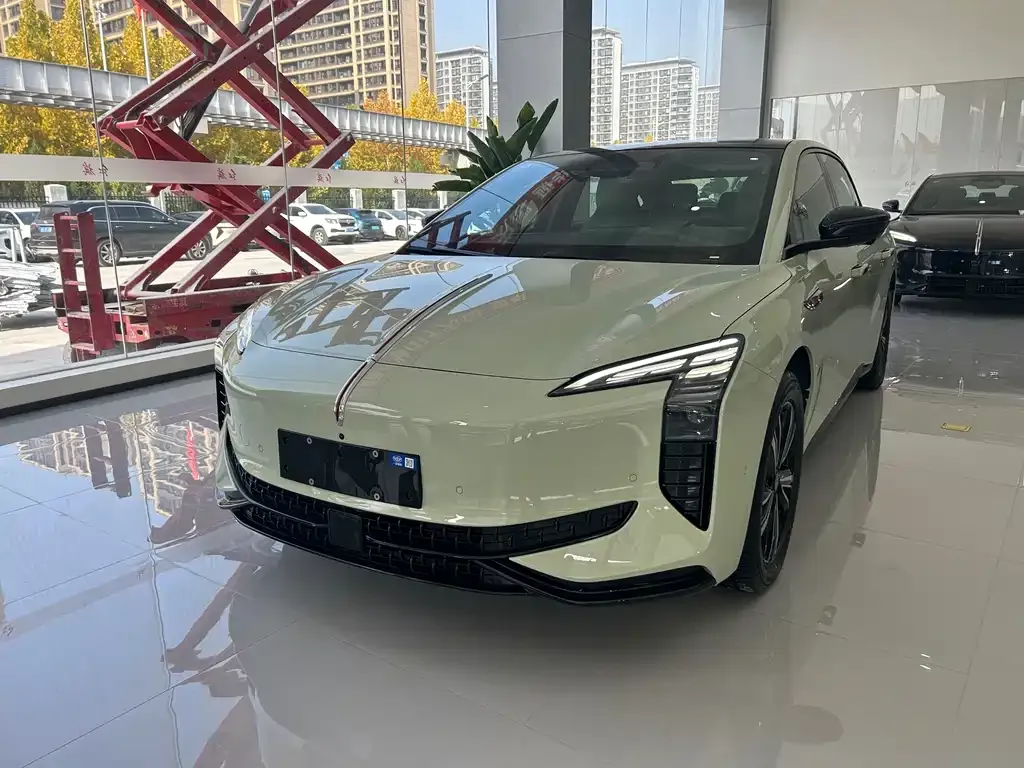 Hongqi EH7 2025 из CN, фото 1