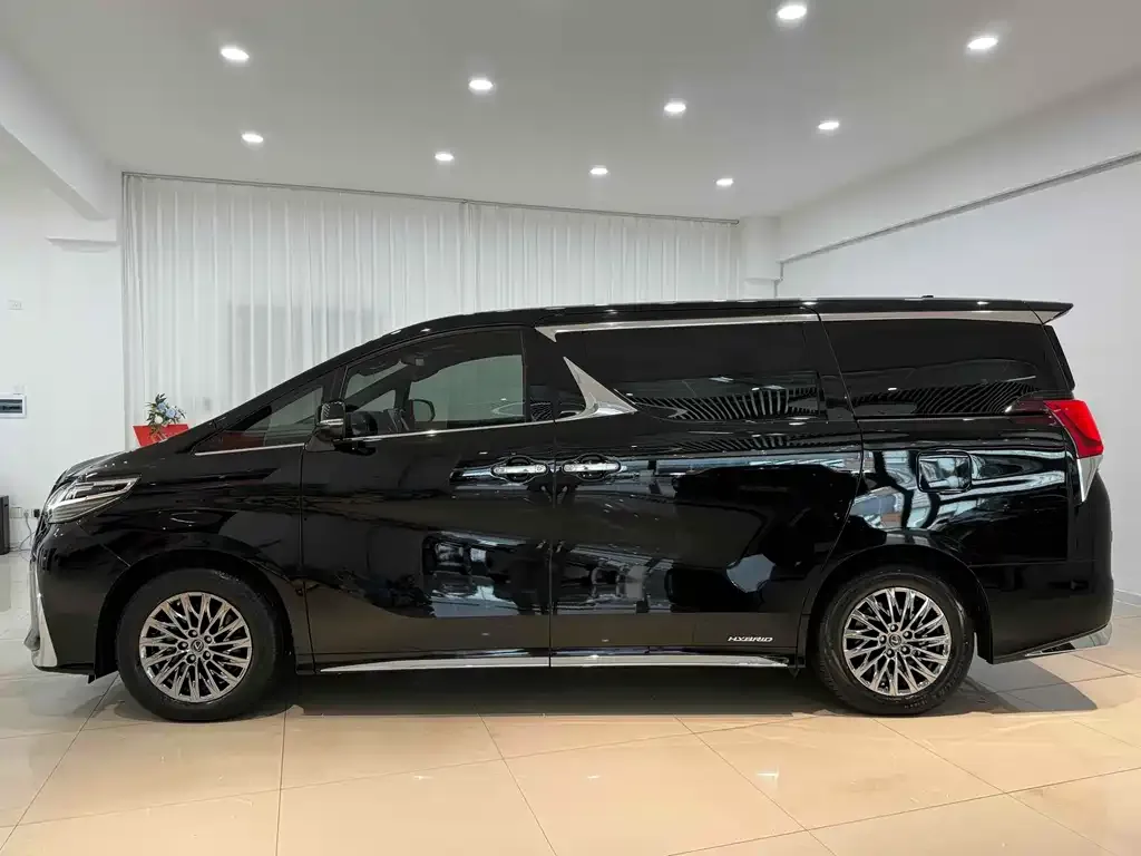 Lexus LM 2022 из CN, фото 4