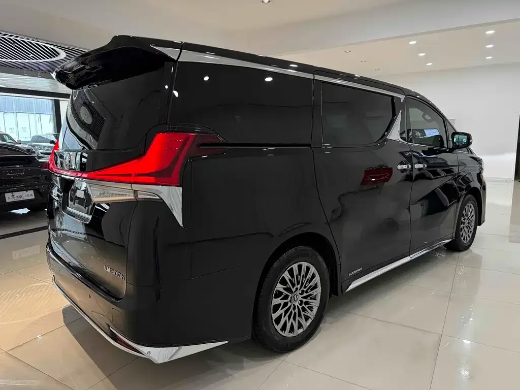 Lexus LM 2022 из CN, фото 6