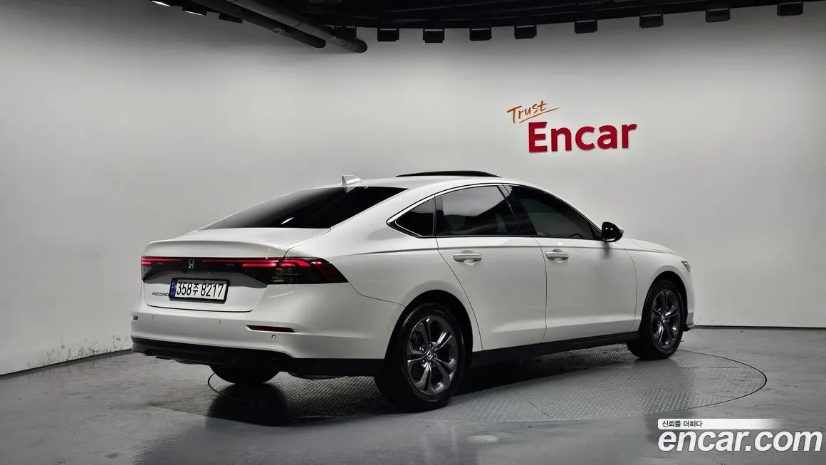 Honda Accord — фото 2