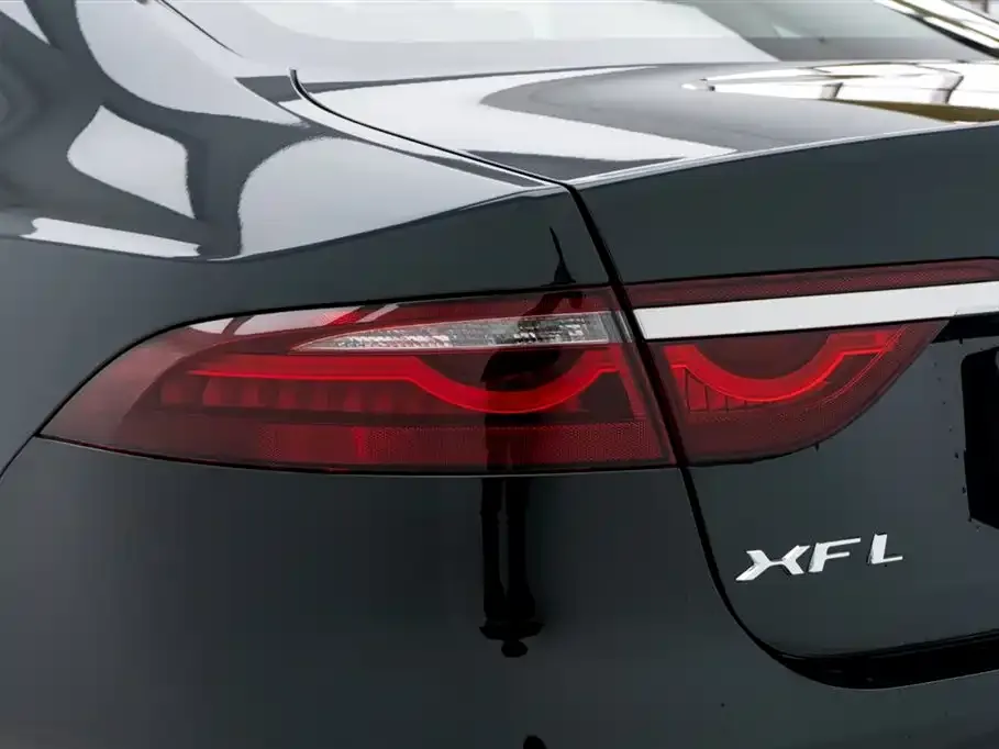 Jaguar XFL 2025 из CN, фото 10