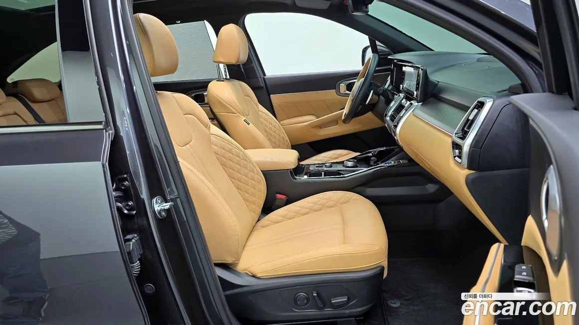 Kia Sorento — фото 10
