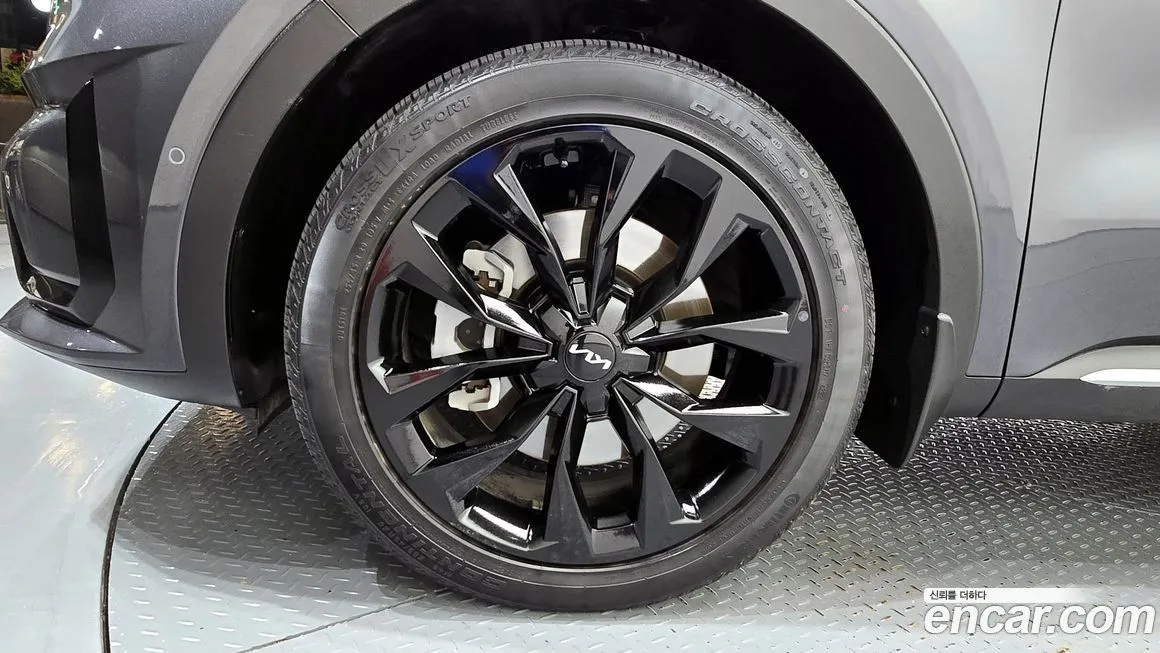 Kia Sorento — фото 5
