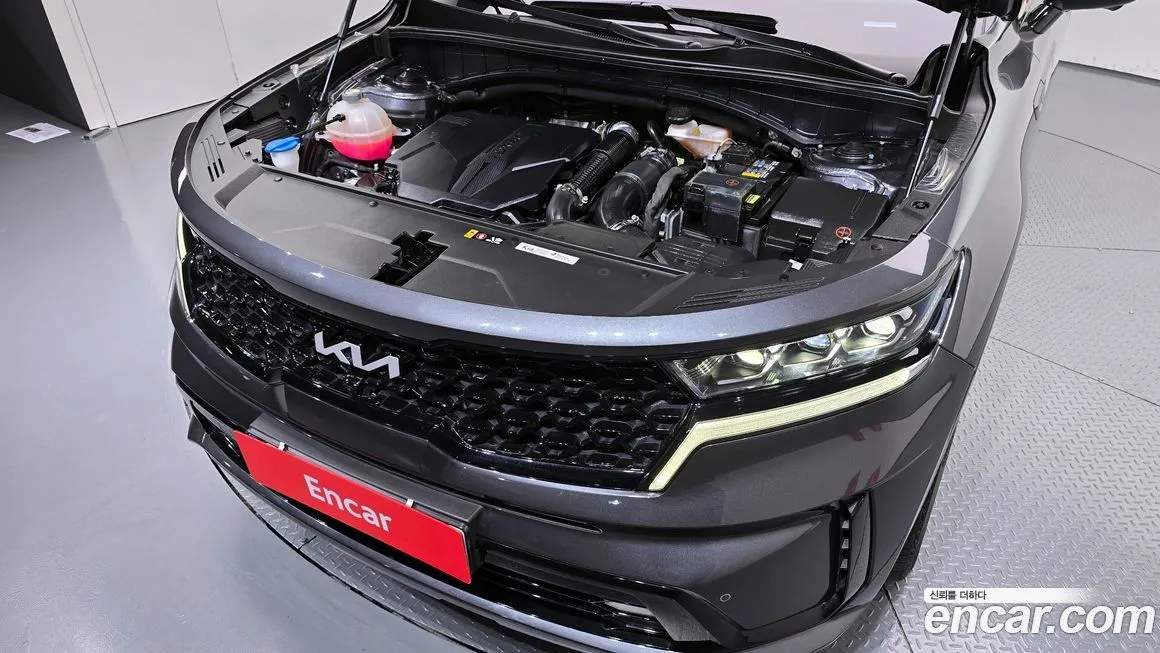 Kia Sorento — фото 6