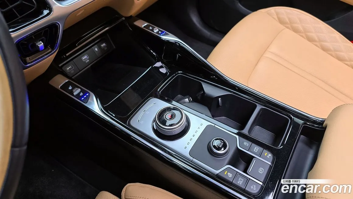 Kia Sorento — фото 9