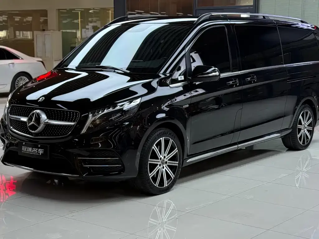 Mercedes-Benz V-Class 2023 из CN, фото 1