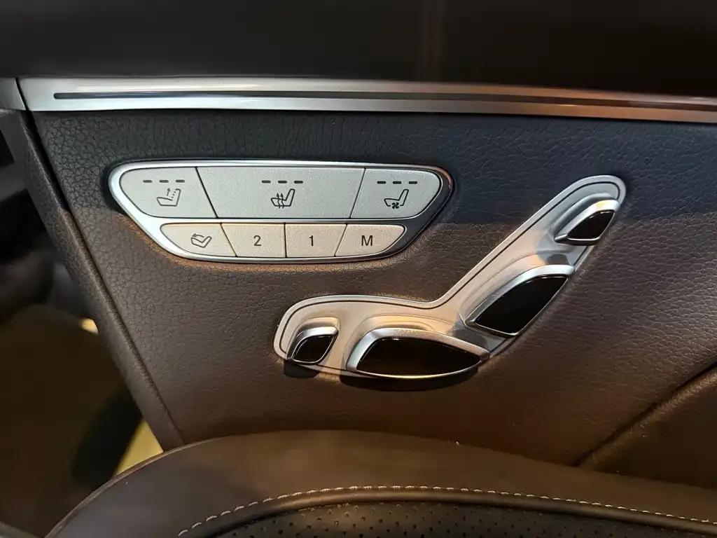 Mercedes-Benz V-Class 2023 из CN, фото 10