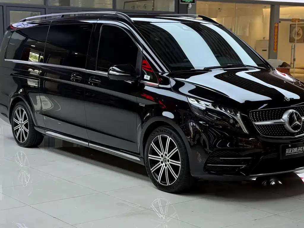 Mercedes-Benz V-Class 2023 из CN, фото 3