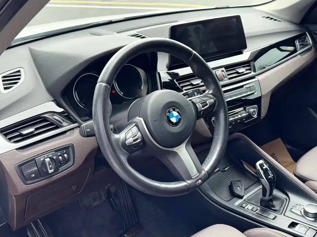 BMW X1 2021 из CN, фото 10