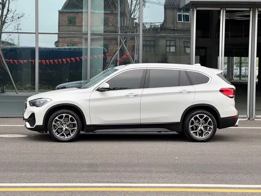 BMW X1 2021 из CN, фото 5