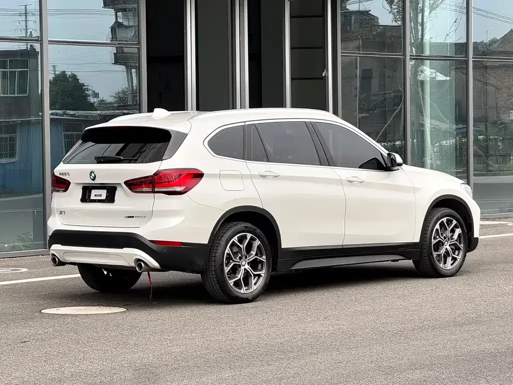 BMW X1 2021 из CN, фото 6