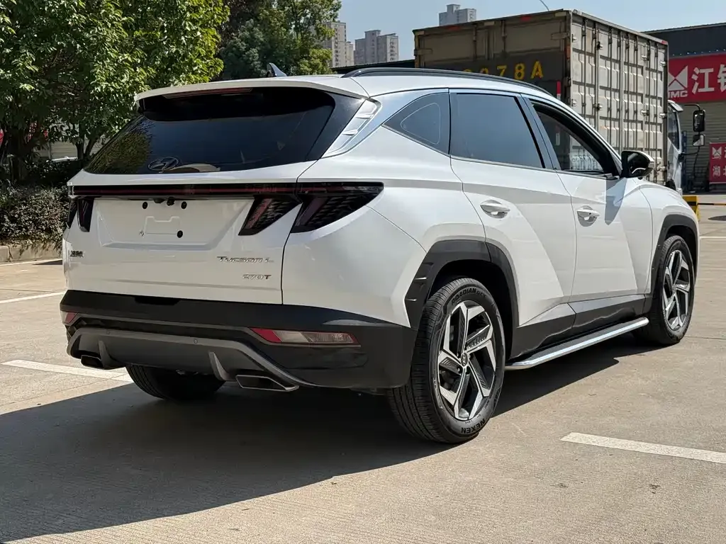Hyundai Tucson 2023 из CN, фото 10