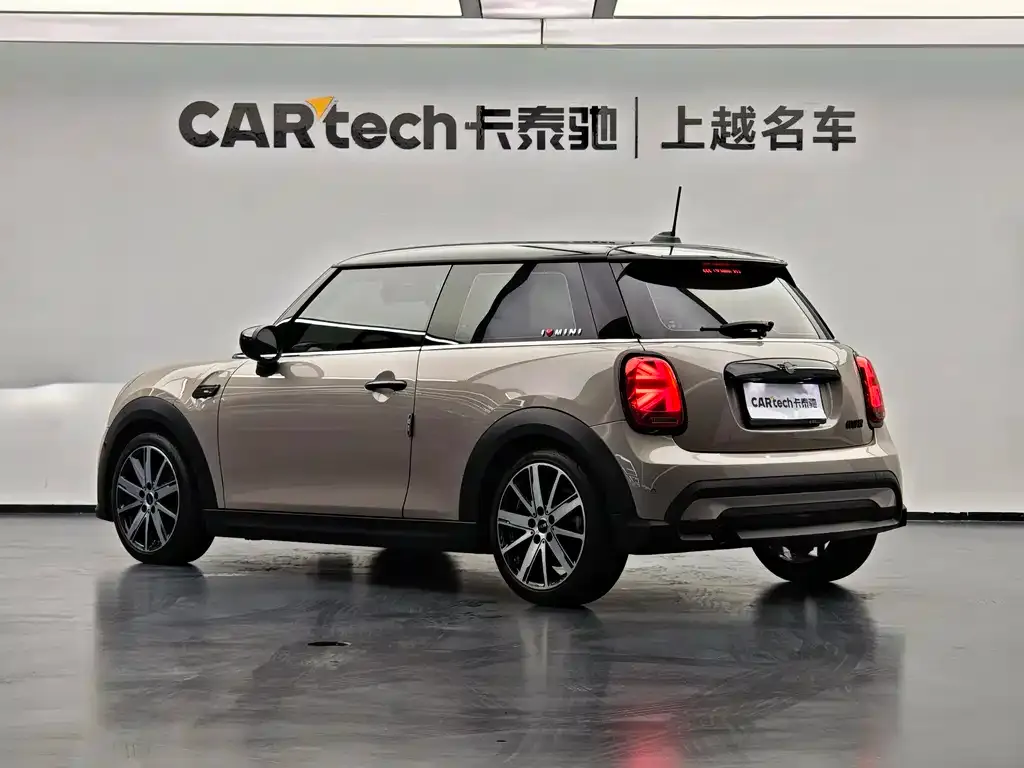 MINI Cooper (3-door) 2022 из CN, фото 3