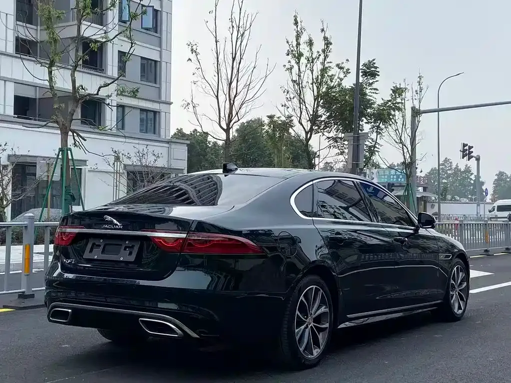 Jaguar XFL 2023 из CN, фото 10