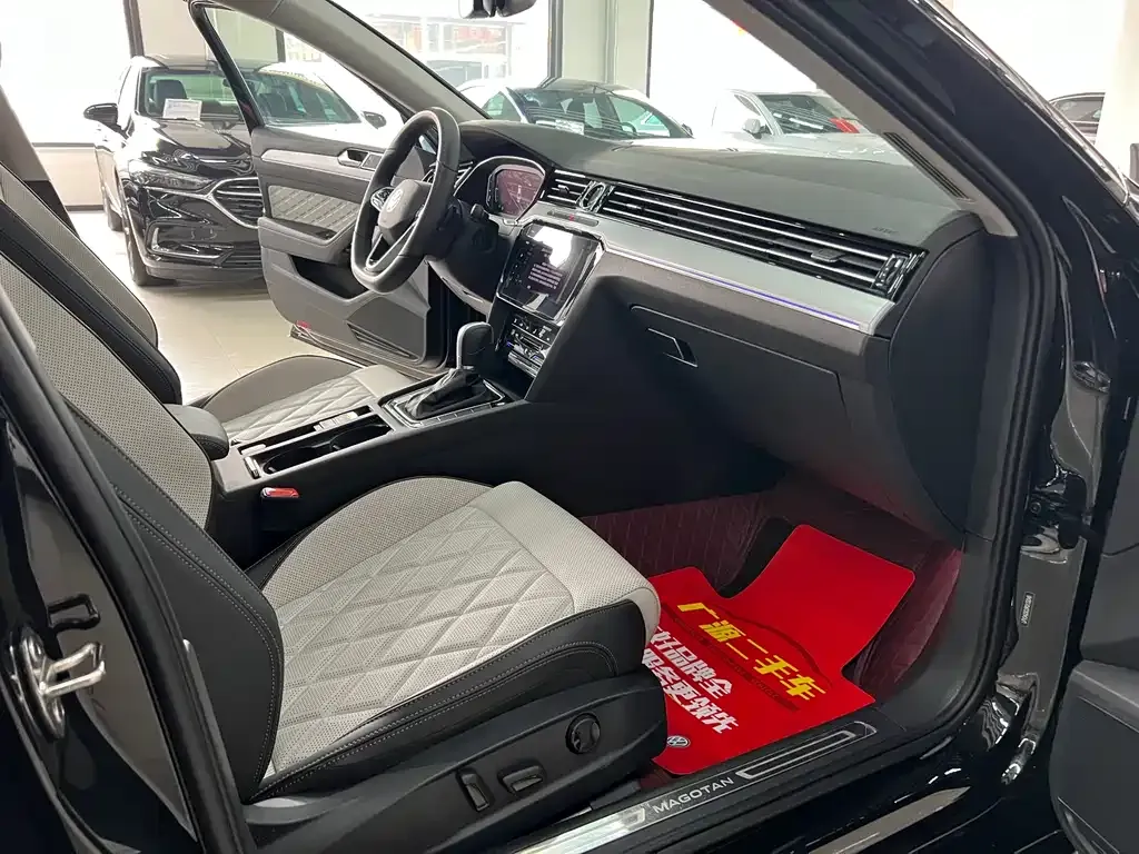 Volkswagen Magotan 2025 из CN, фото 10