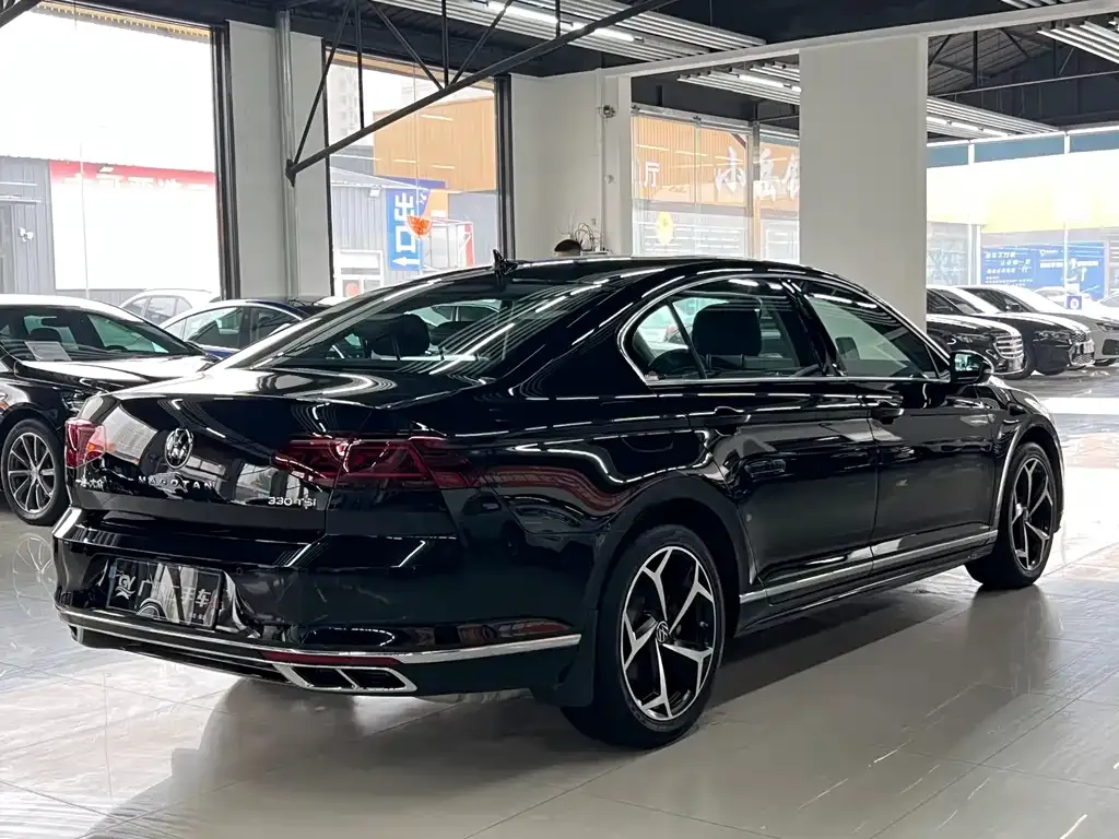 Volkswagen Magotan 2025 из CN, фото 4