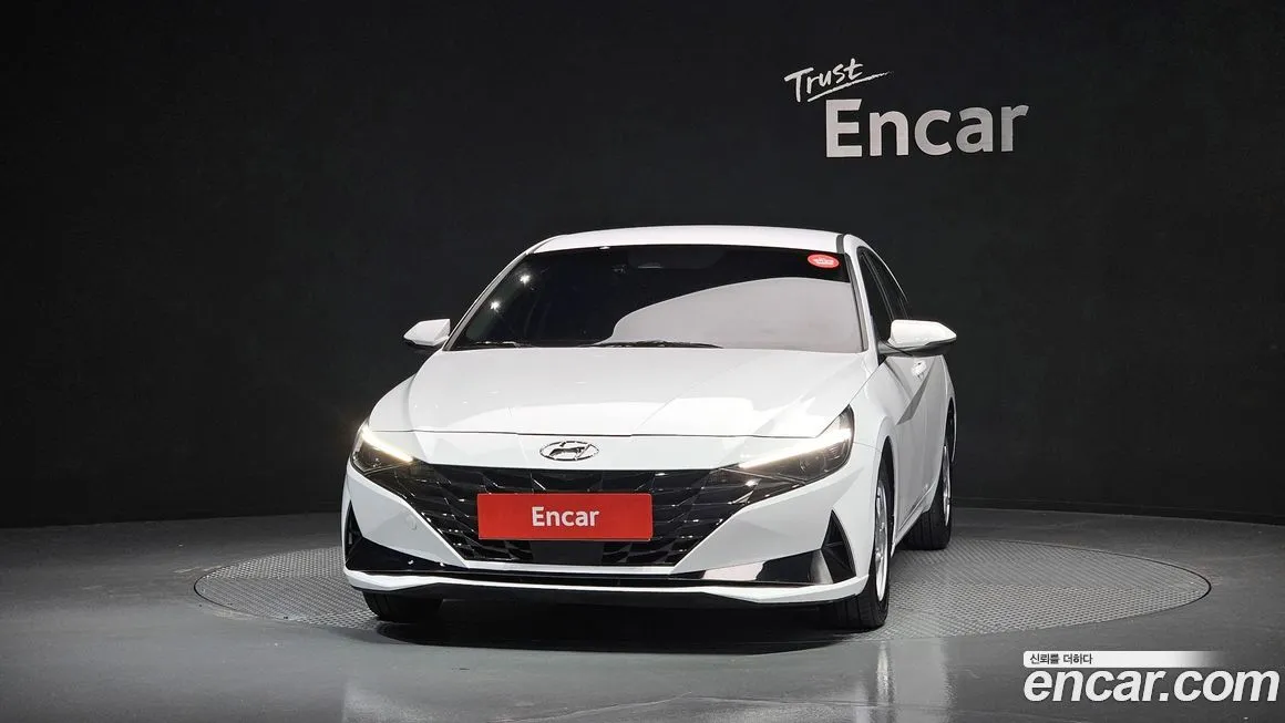 Hyundai AVANTE — фото 3