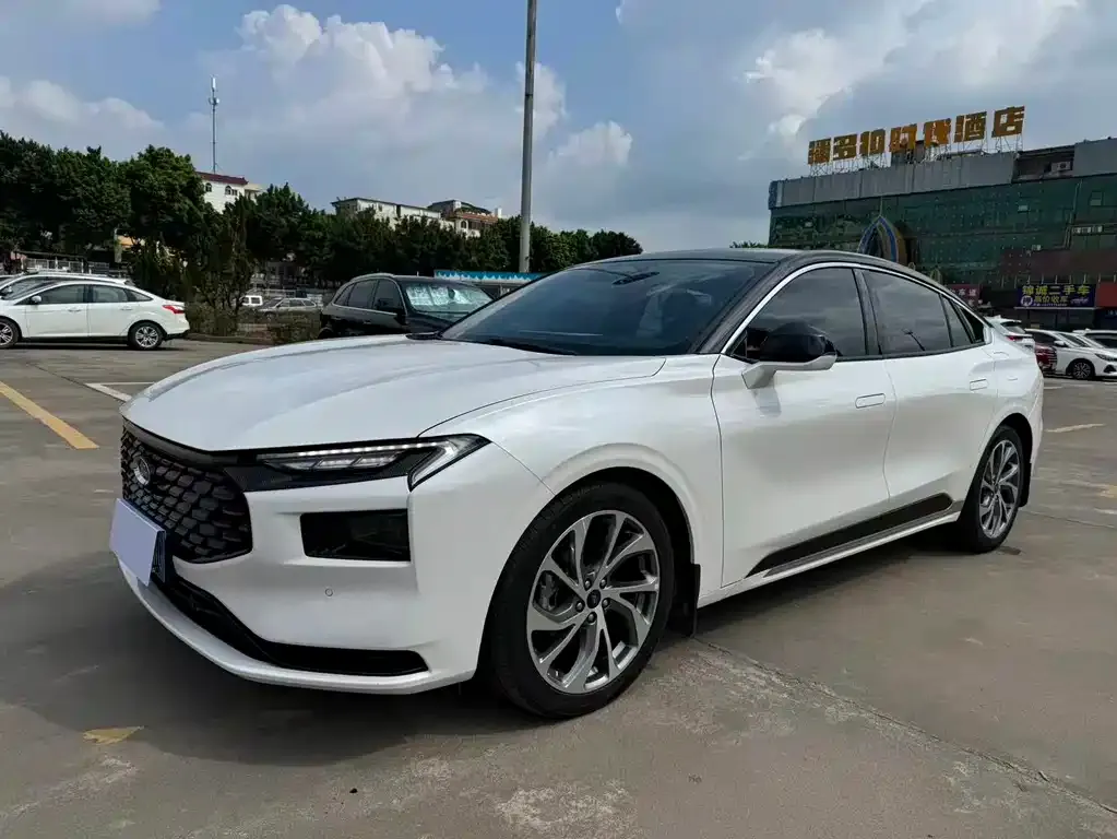 Ford Mondeo 2023 из CN, фото 1